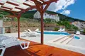 Hotel 900 m² in Bol, Croatia