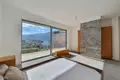 3 bedroom apartment 208 m² Dobrota, Montenegro