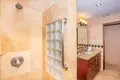 1 bedroom condo 6 840 m² West Bay, Honduras