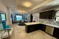 Condo 3 bedrooms 169 m² West Bay, Honduras