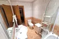 4-Schlafzimmer-Villa 550 m² lAlfas del Pi, Spanien