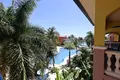 2 bedroom condo 125 m² West Bay, Honduras