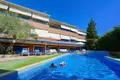 Hotel 750 m² Pefkochori, Grecja