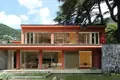 3 bedroom villa 390 m² Moltrasio, Italy