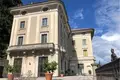 Многоуровневые квартиры 3 комнаты 70 м² Oggebbio, Италия