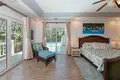 Кондо 1 спальня 177 м² Sandy Bay, Гондурас
