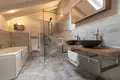 4 bedroom apartment 142 m² Verbania, Italy