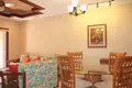 2 bedroom condo 99 m² West Bay, Honduras