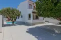 Villa de tres dormitorios 130 m² Alfaz del Pi, España