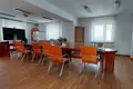 Commercial property 6 rooms 218 m² in Warsaw, Poland