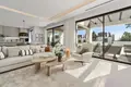 4-Schlafzimmer-Villa 731 m² Marbella, Spanien