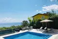 4-Schlafzimmer-Villa 200 m² Abbazia, Kroatien
