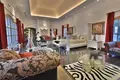7-Schlafzimmer-Villa 1 599 m² Marbella, Spanien