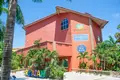 1 bedroom condo 6 840 m² West Bay, Honduras