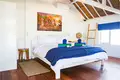 Вилла 2 спальни 190 м² Lombok Utara, Индонезия