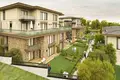 Complejo residencial Complex of villas with a swimming pool and a garden close to the center of Istanbul, Turkey