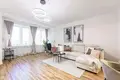 1 room apartment 40 m² in Warsaw, Poland