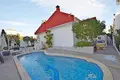 3 bedroom villa 200 m² Torrevieja, Spain