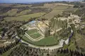 Hotel 3 507 m² in Tuscany, Italy