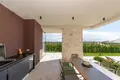 3-Schlafzimmer-Villa 341 m² Neuenburg, Kroatien