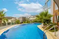 5-Zimmer-Villa 575 m² Ayios Tychonas, Cyprus