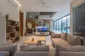 4 bedroom Villa 740 m² Kerobokan Kelod, Indonesia