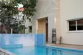Dom 4 pokoi 230 m² Agios Athanasios, Cyprus