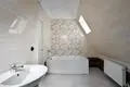 Mieszkanie 3 pokoi 113 m² Ryga, Łotwa