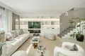 Mieszkanie 5 pokojów 231 m² Malaga, Hiszpania