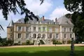 Zamek 2 300 m² Francja, Francja
