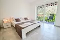 Casa 10 habitaciones 220 m² Bijela, Montenegro