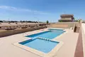 Villa de tres dormitorios 150 m² Torrevieja, España