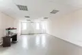 Oficina 2 habitaciones 175 m² en Minsk, Belarús