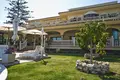 7-Schlafzimmer-Villa 1 592 m² Marbella, Spanien