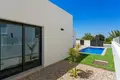 Villa de tres dormitorios 106 m² Daya Nueva, España