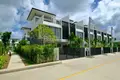 3 bedroom townthouse 210 m² Phuket, Thailand