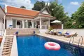 3 bedroom villa 301 m² Ban Kata, Thailand