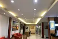 Propiedad comercial 144 m² en Pa Tong, Tailandia
