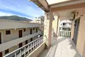 Casa 6 habitaciones 228 m² Budva, Montenegro