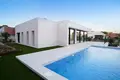 Villa de tres dormitorios 249 m² Orihuela, España