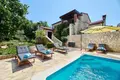 4-Schlafzimmer-Villa 250 m² Kaldanija, Kroatien