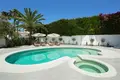 5-Schlafzimmer-Villa 401 m² Marbella, Spanien