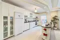 Mieszkanie 5 pokojów 200 m² Mahmutlar, Turcja