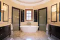 Villa de 6 chambres 1 150 m² en France, France