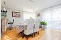 Квартира 3 комнаты 69 м² Марки, Польша