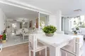 Apartamento 5 habitaciones 198 m² San Pedro Alcantara, Španjolska