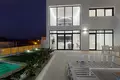 3-Schlafzimmer-Villa 200 m² Benidorm, Spanien