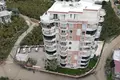 Mieszkanie 2 pokoi 120 m² w Mahmutlar, Turcja