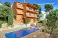 3-Zimmer-Villa 350 m² Niederampurien, Spanien