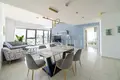 Mieszkanie 2 pokoi 1 297 m² Dubaj, Emiraty Arabskie